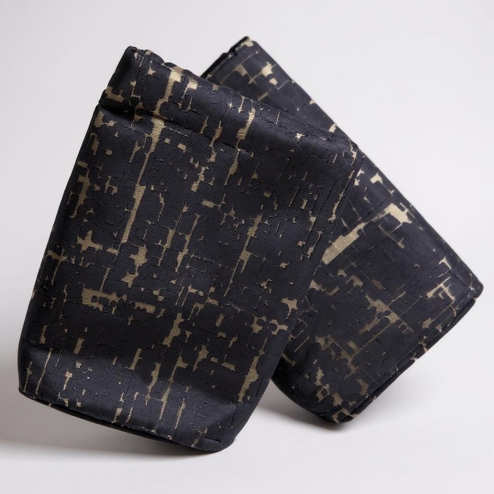 Compono 20x20 Throw Pillow Cover Navy Blue Gold Abstract Modern‎ Accent Decor